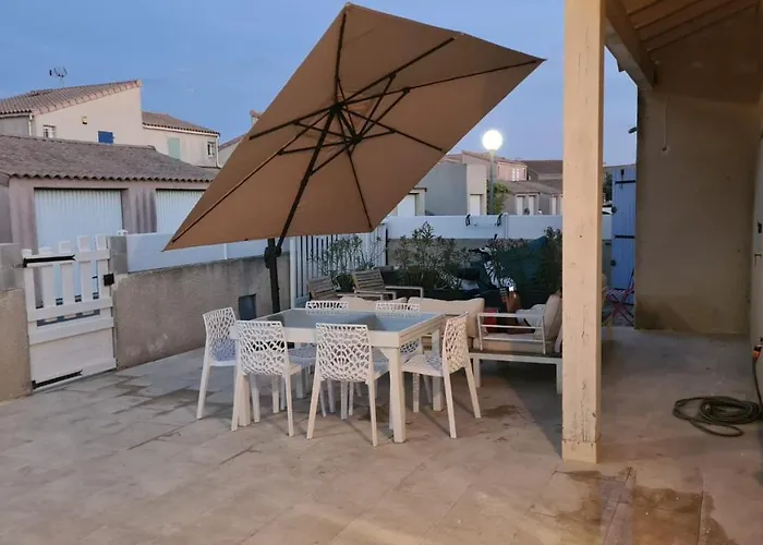 6 Personnes Dans Avec Piscine Tatil Evi *