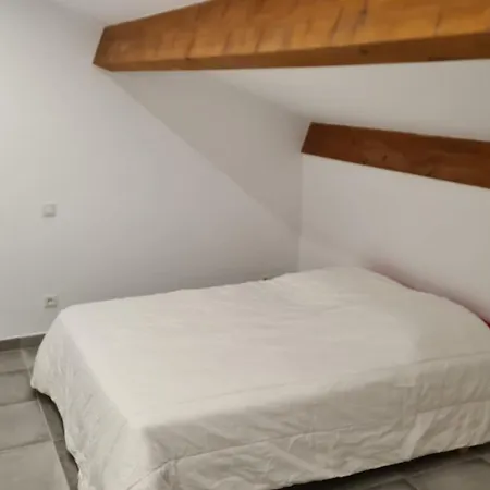 6 Personnes Dans Avec Piscine פורטירנייה